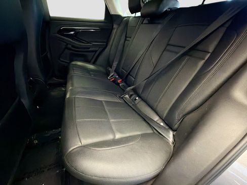 Used 2021 Land Rover Range Rover Evoque S image 13