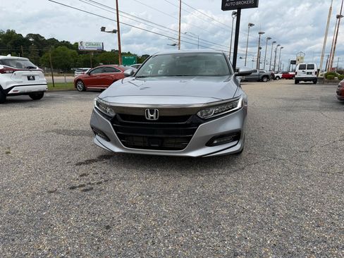 Used 2020 Honda Accord Sport image 19