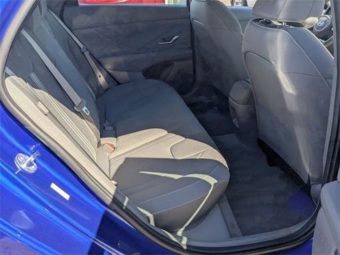 Used 2025 Hyundai Elantra Sport image 33