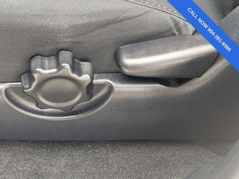 Used 2019 Toyota Tacoma SR5 RWD image 21