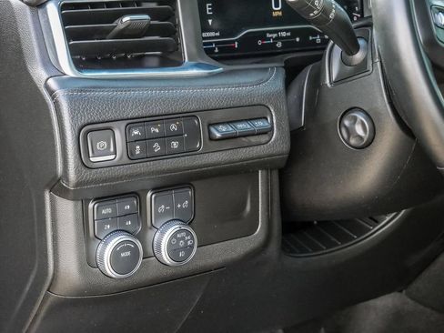 Used 2023 GMC Yukon Denali AWD/4WD image 38