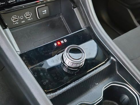 Certified 2024 Jeep Grand Cherokee Laredo X w/ Luxury Tech Group I image 28