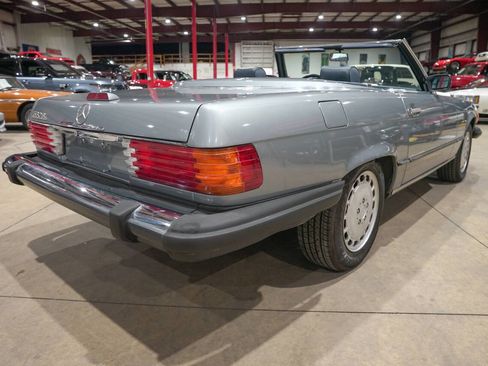 Used 1989 Mercedes-Benz 560 SL image 8