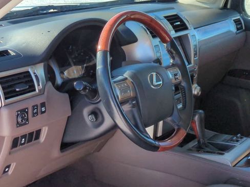 Used 2012 Lexus GX 460 image 2
