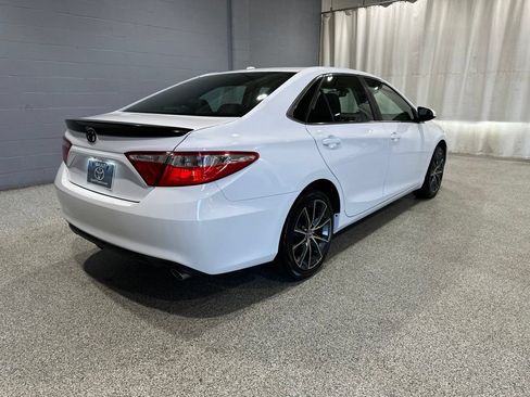 Used 2015 Toyota Camry XSE w/ Advanced Technology Package FWD image 3