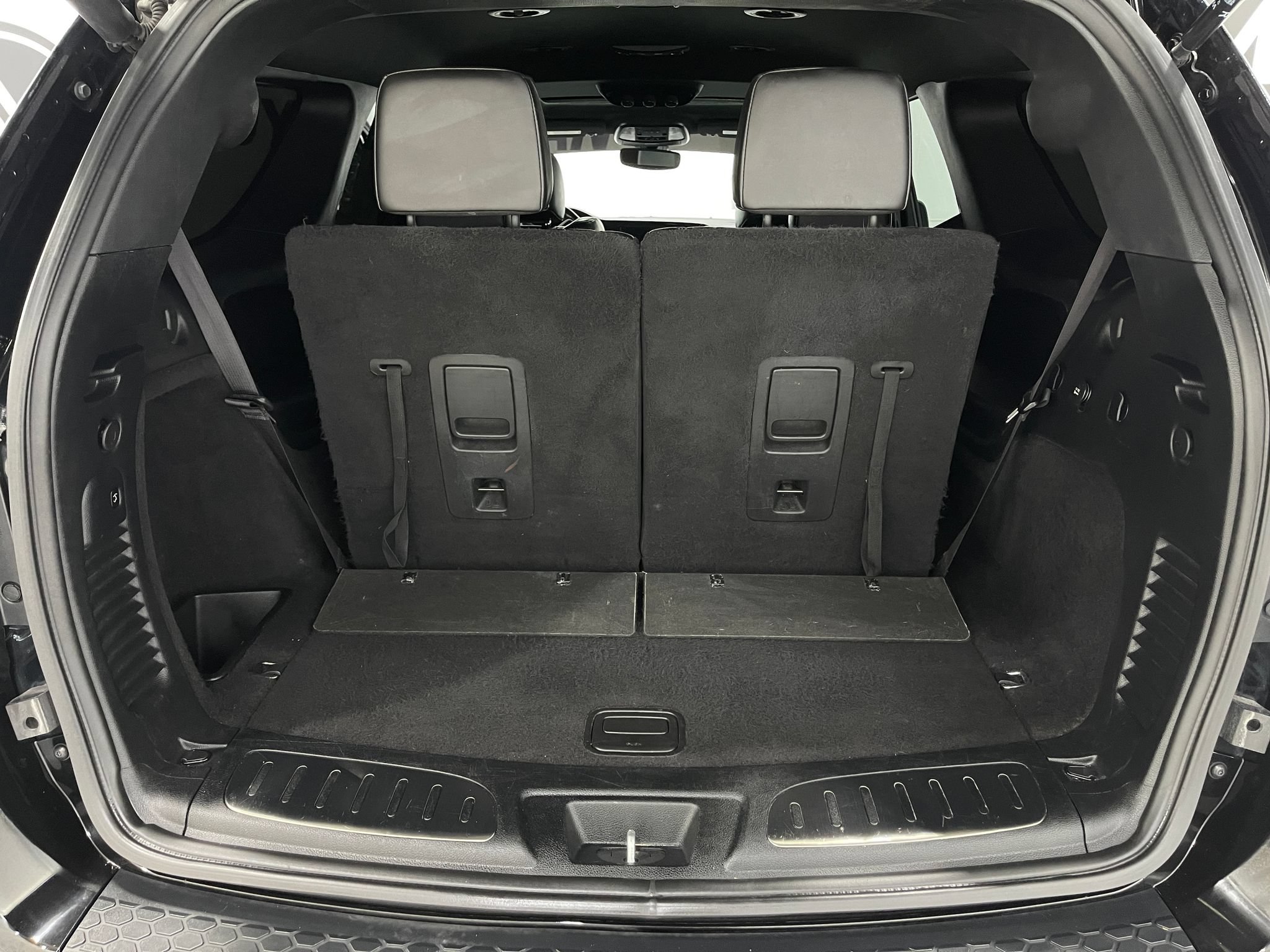 Used 2022 Dodge Durango R/T w/ Blacktop Package AWD/4WD image 26