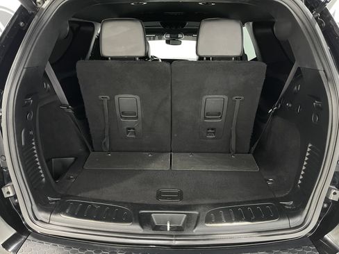 Used 2022 Dodge Durango R/T w/ Blacktop Package AWD/4WD image 26