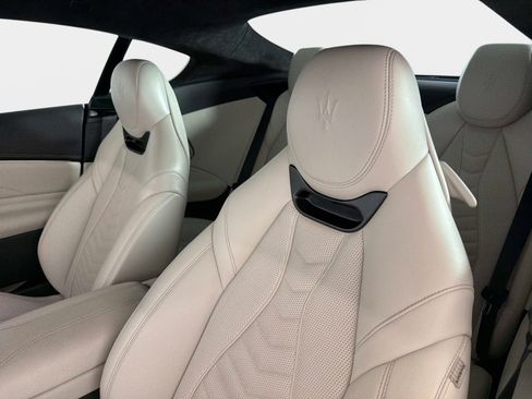 Used 2024 Maserati GranTurismo Trofeo AWD/4WD image 33