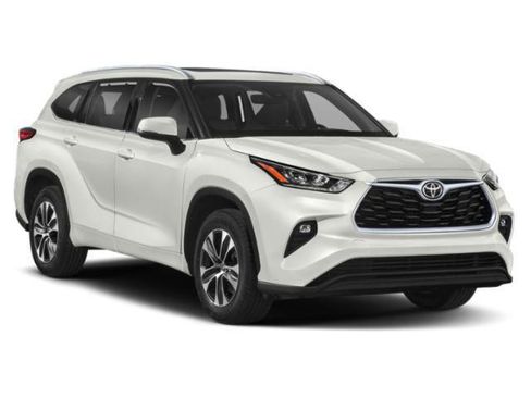 Certified 2020 Toyota Highlander XLE FWD image 6