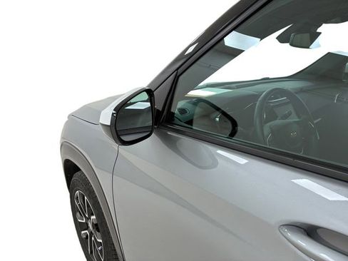 Certified 2023 Chevrolet TrailBlazer ACTIV w/ Convenience Package image 10