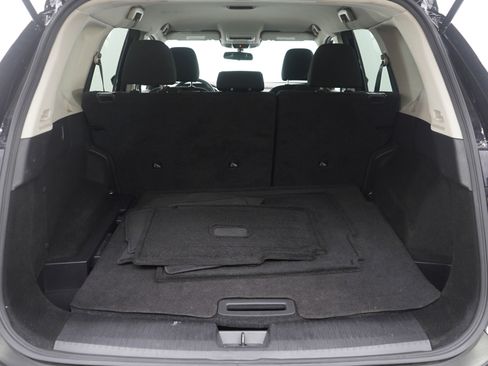 Used 2023 Nissan Rogue S image 9