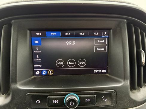 Used 2021 Chevrolet Colorado W/T w/ Custom Special Edition image 18