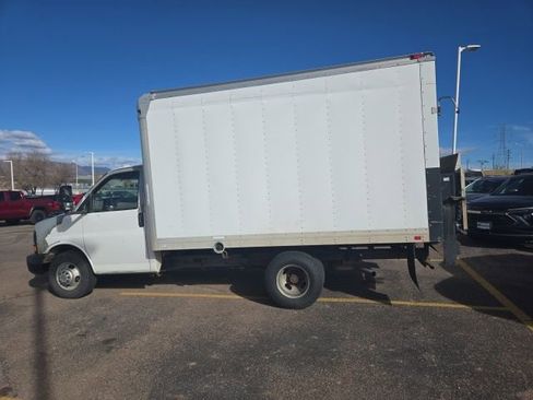 Used 2009 Chevrolet Express 3500 image 6
