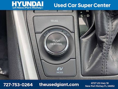 Used 2024 Toyota RAV4 AWD Hybrid image 27