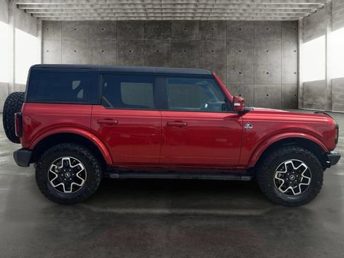 Used 2024 Ford Bronco Outer Banks AWD/4WD image 4