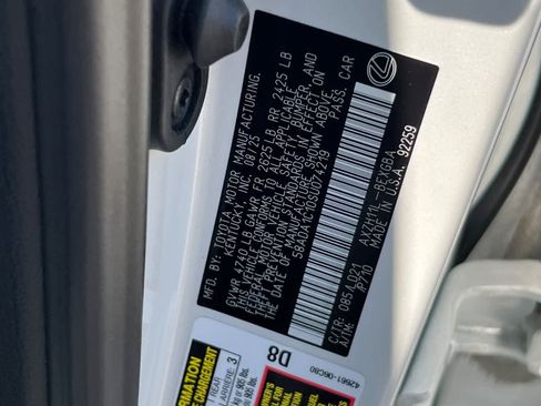 Used 2025 Lexus ES 300h w/ Premium Package FWD image 33