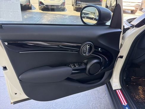 Used 2023 MINI Cooper S FWD image 7