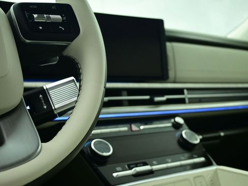 Used 2025 Hyundai Santa Fe Calligraphy image 57