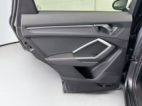 Used 2025 Audi Q3 2.0T Premium Plus w/ Premium Plus Package image 24