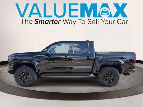 Used 2025 Toyota Tacoma TRD Pro AWD/4WD image 7
