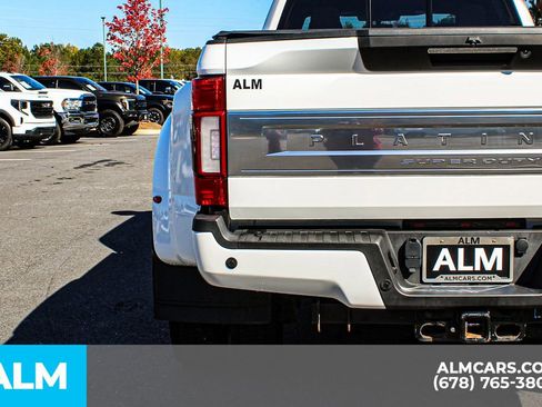 Used 2022 Ford F450 Platinum image 13