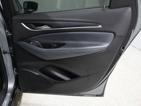 Used 2024 Buick Enclave Premium image 25