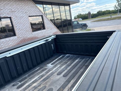 Used 2024 RAM 2500 Limited image 16