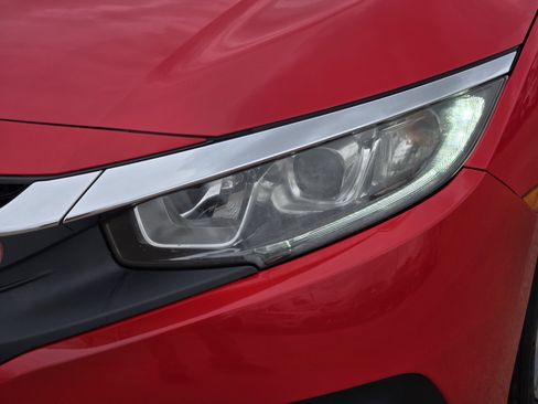 Used 2016 Honda Civic EX image 6