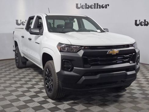 New 2026 Chevrolet Colorado W/T w/ WT Custom Package AWD/4WD image 1