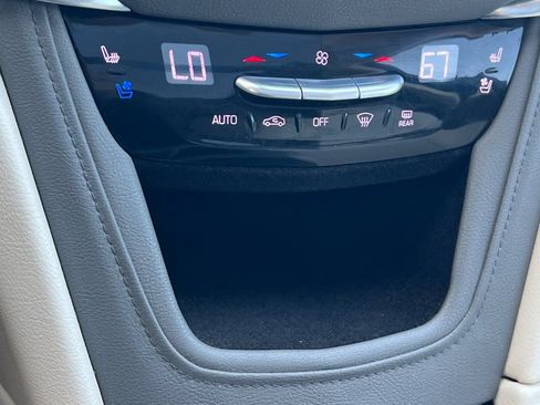 Used 2018 Cadillac XT5 Premium Luxury AWD/4WD image 18