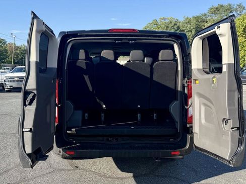 Used 2021 Ford Transit 350 XLT RWD image 9
