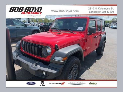Used 2025 Jeep Wrangler Sport S AWD/4WD image 1