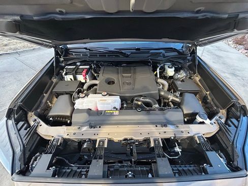 Used 2026 Toyota Tundra Limited w/ TRD Off-Road Package image 33