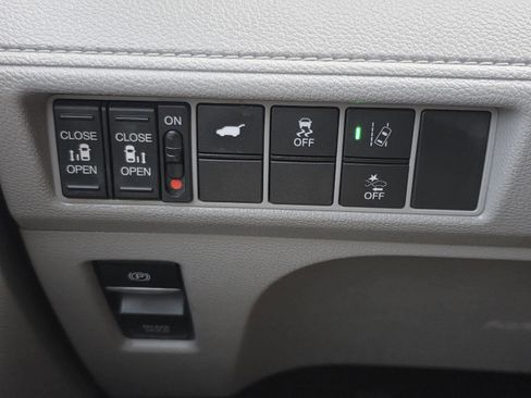 Used 2019 Honda Odyssey EX-L image 11