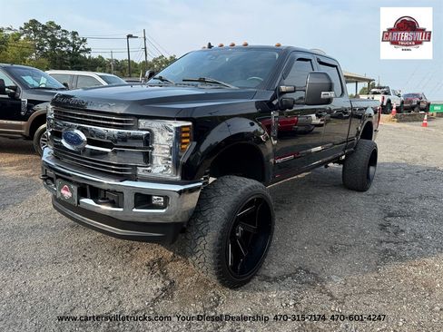 Used 2019 Ford F250 Lariat w/ Lariat Ultimate Package AWD/4WD image 2