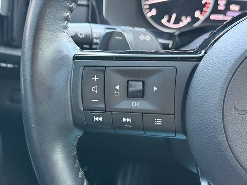 Used 2022 Nissan Pathfinder SL w/ SL Premium Package image 35