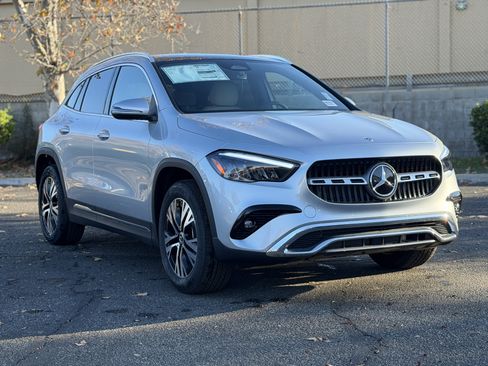 New 2026 Mercedes-Benz GLA 250 image 6