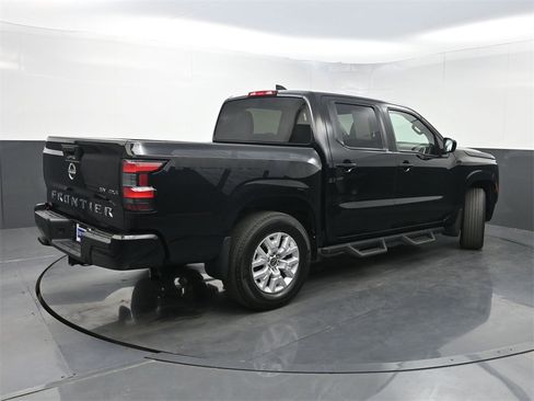 Used 2023 Nissan Frontier SV w/ Technology Package image 22