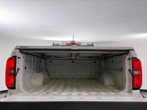 Used 2022 Chevrolet Colorado LT w/ Fleet Safety Package RWD image 19