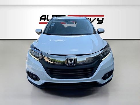 Used 2021 Honda HR-V EX image 2