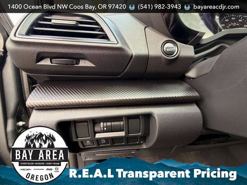 Used 2020 Subaru Crosstrek 2.0i AWD/4WD image 18