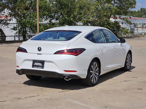 New 2025 Acura Integra image 5