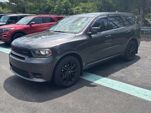 Used 2019 Dodge Durango GT RWD image 2