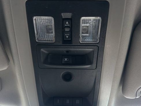 Used 2017 RAM 1500 Laramie AWD/4WD image 27