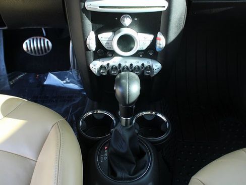 Used 2010 MINI Cooper S image 15