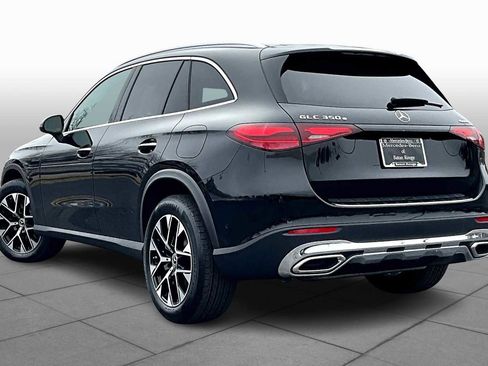 Used 2025 Mercedes-Benz GLC 350e 4MATIC image 12