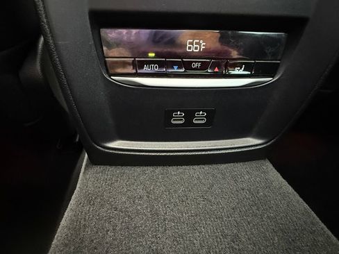Used 2021 BMW 330i Sedan w/ M Sport Package RWD image 45