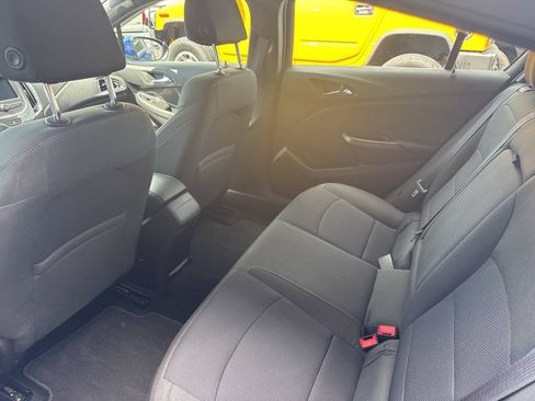 Used 2016 Chevrolet Cruze LT w/ Convenience Package FWD image 18