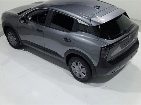 Used 2025 Nissan Kicks S image 15