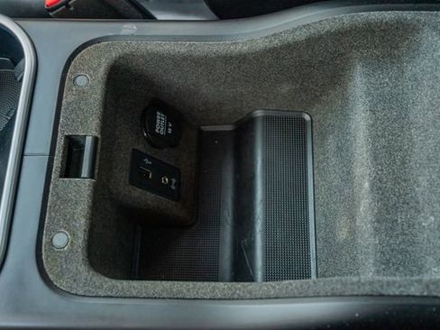 Used 2018 Porsche Cayenne GTS image 33